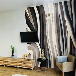  Апартаменты Smart Plaza Obolon'