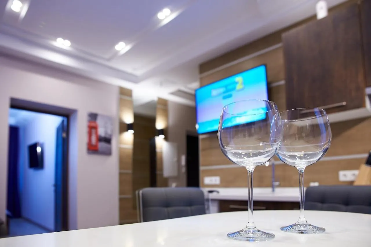 Sauna, Big Jacuzzi , Khreshchatyk Apartments Киев 0*,  Украина