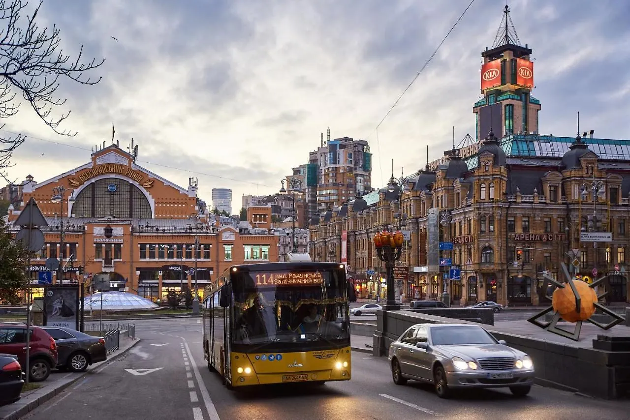Sauna, Big Jacuzzi , Khreshchatyk Apartments Киев Украина